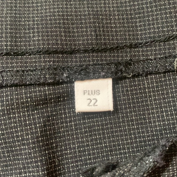 Reitmans Dark Charcoal Grey Business Casual Dress Pants - Picture 8 of 10